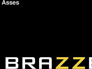 im so wet for this dilf, ashley alexanders blonde teen pussy squirts on brazzers