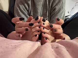 artemisia indulges her feet and hands fetish cravings solo