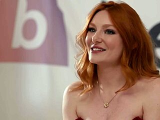 Big booty brunette Violet Starr scissors with redhead Lacy Lennon
