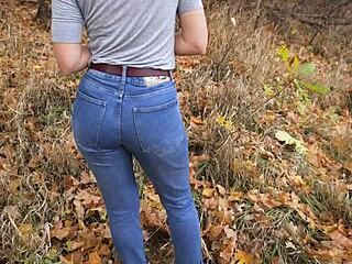 milf teases amazing ass in tight blue jeans