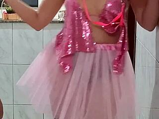 stepdaughter sneaks home from carnival for daddy's morning blowjob