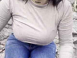 argentinian amateur flashes natural tits outdoors