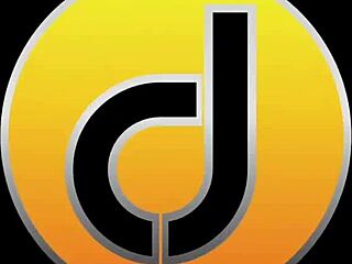 Big Ass Ebony Begs For Huge White Cock Now!