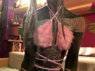 Tattooed goth babe glasses on creams pussy with dildo solo