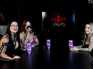 loira safada chupando pau fica pelada e mostra buceta antes do anal - baby fire sheer red