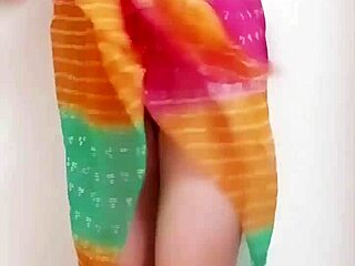 Desi Shemale Hijra's Naked Dance Seduces Viewers