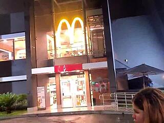 we devoured mcbuceta at fast food outdoors!!