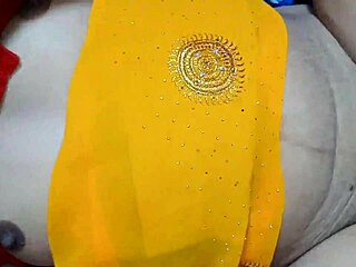 Sasur's Bahu Bursts Into Bedroom For Hindi Dirty Talk Seduction