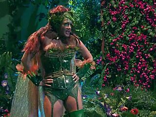Poison Ivy's garden overrun as Batfuck pounds her big tits pussy relentlessly