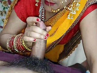 Sasur's Bahu Bursts Into Bedroom For Hindi Dirty Talk Seduction
