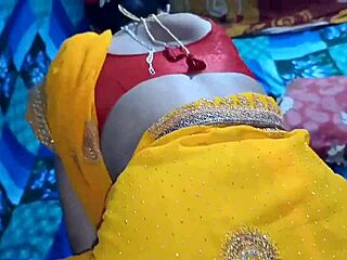 Sasur's Bahu Bursts Into Bedroom For Hindi Dirty Talk Seduction