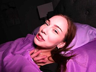 Sharing Bed Leads To Venus Vixen's Tight Pussy Creampie Taboo!