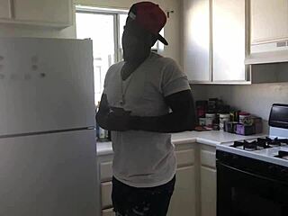 baddie sizi sev drops to knees craving huge black cock