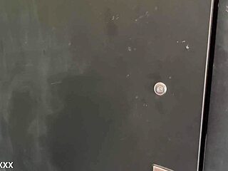 MY SEXY NEIGHBOR TURNED OUT CRAVING ANAL CREAMPIE AND ASS LICKING