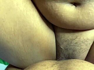 valentine's day snuck into oyo room and pounded my friend's girlfriend till she squirted