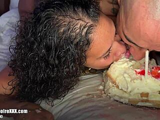 Eating Cake Off Big Ass and Monster Cock Leads to Squirting Messy Facial!