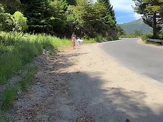 Public beachside stroll turns risky with secret bush encounter nearby the shore