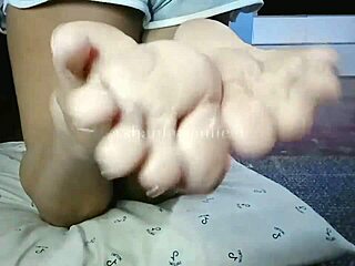 how many cum loads you edging on my filipina soles??