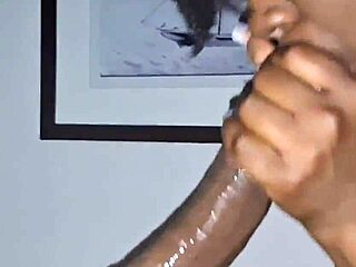 big round ebony ass sways outdoor before deepthroating bbc to cum
