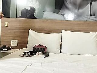 Behind Motel Scenes Curvy MILF Deepthroats Before Creampie Fuck