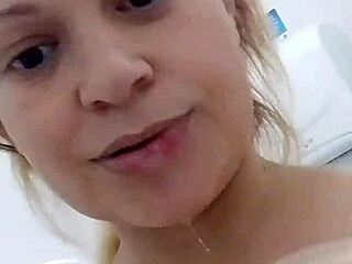 ele todo tarado no hospital gostou na minha boca e eu me masturbei gostoso pra vcs no banheiro