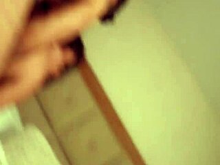 nosotras dos ebony colombianas follamos al vecino miron en el gym