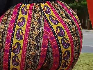 big round ebony ass sways outdoor before deepthroating bbc to cum