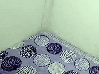 I surprise hubby with new thongs and get pounded