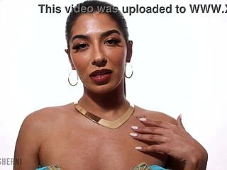 princess jasmine gives joi in costume