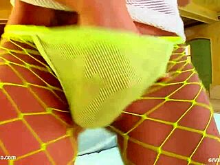 gil sky solo fingering on give me pink