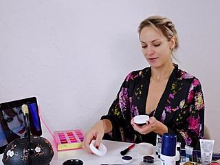 Sfw geisha roleplay makeup session for cute blonde