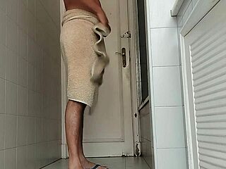 Guy with big dick masturbates in bathroom
