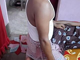 Village bhabhi gets fucked at night by devar
